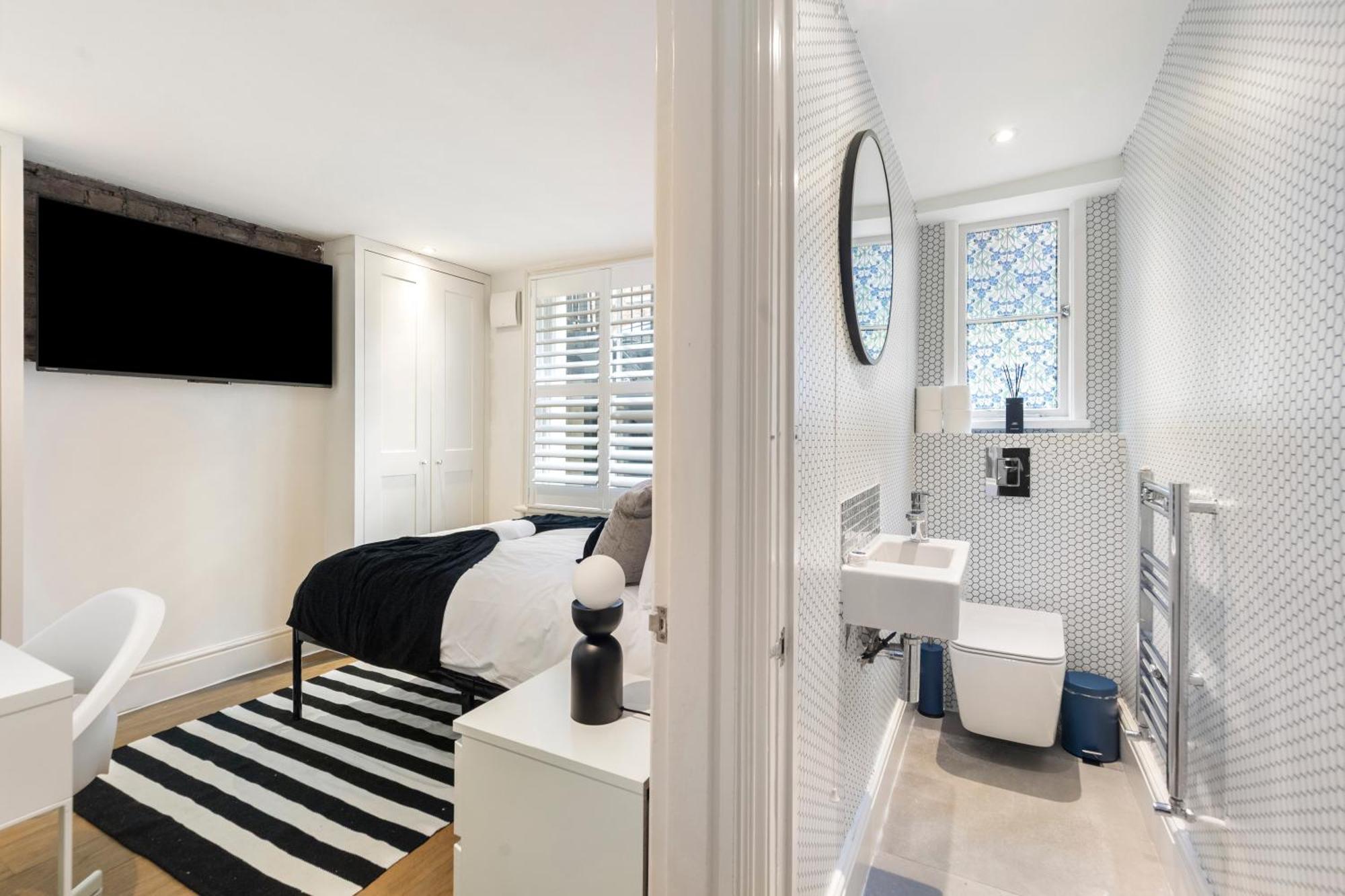Stylish 2 Bedroom Flat In Prime Location Up To 5 Guests Appartamento *